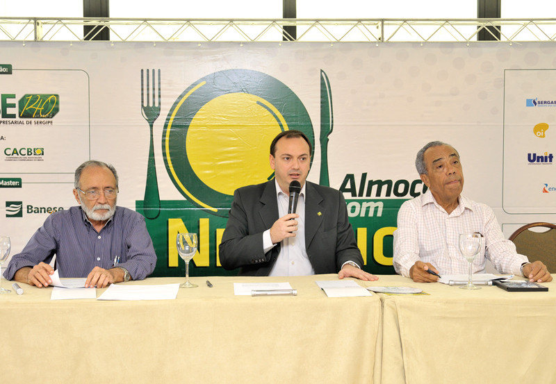 João Alves Filho abre rodada de almoço dos candidatos com a ACESE